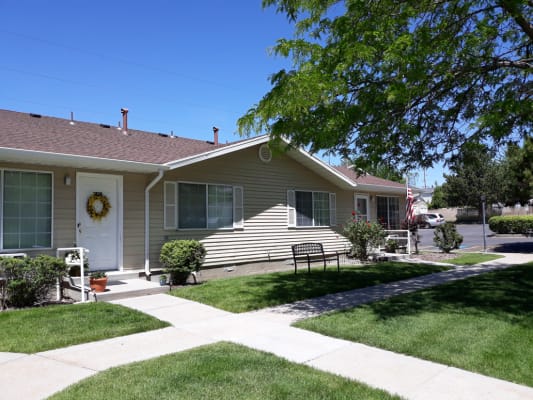 Apple Tree Apartments property